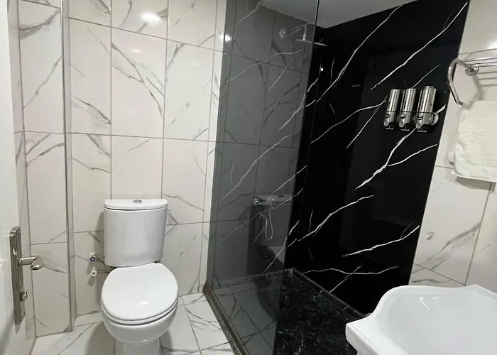 Montenegro Отель Стамбул