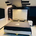 Hotel Montenegro 2*